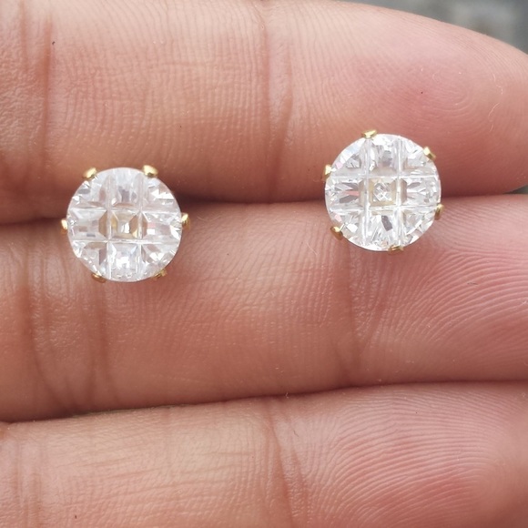 Jewelry - Gold filled earrings